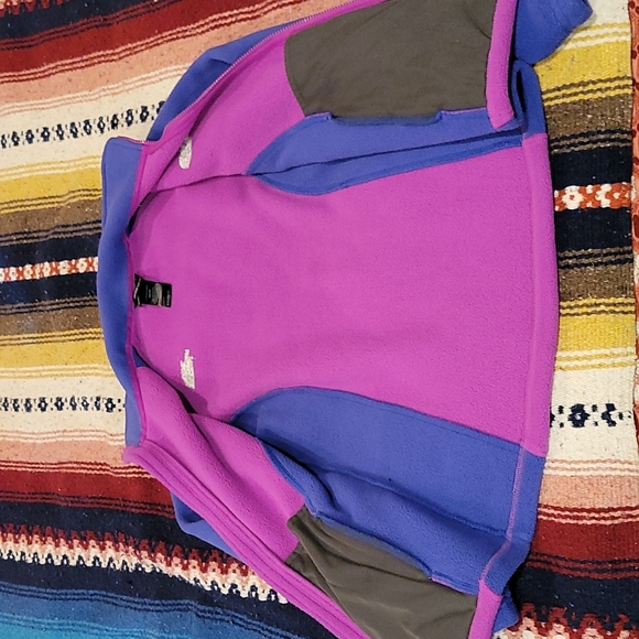 The North Face Fleece Zip Up - Picture 7 of 10